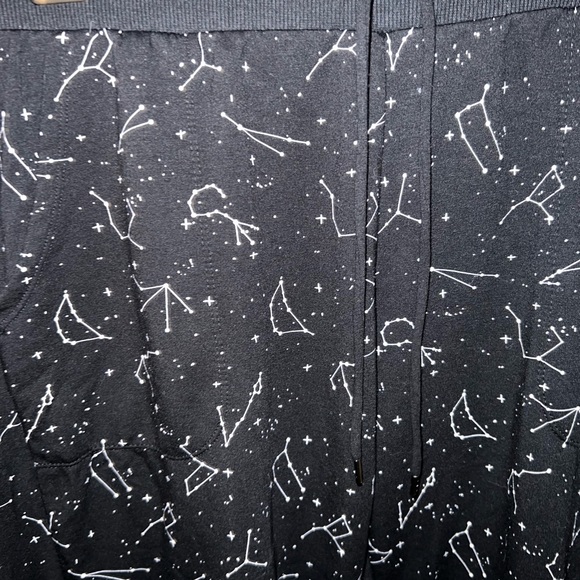 COPY - Astrology star sweatpants - Picture 3 of 3